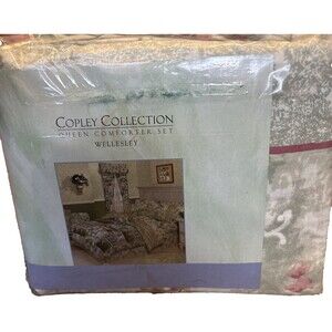 Wellesley Copley Collection Queen  Sheet Set Brand NEW - 200 Thread count